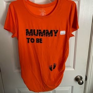 Time and Tru Womens Maternity Shirt Halloween Mummy To Be Size S M Footprint NWT